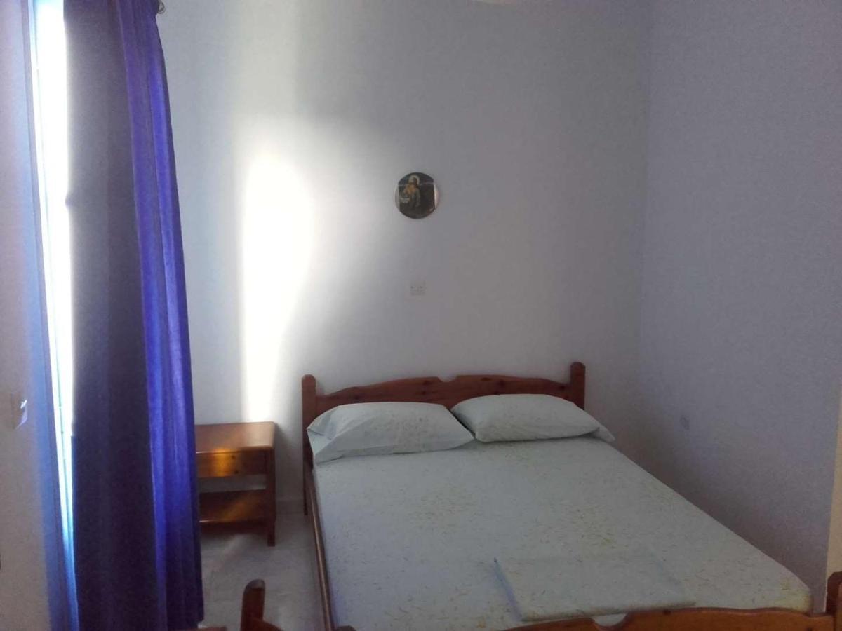 Nikos Apartments Lefkos  ภายนอก รูปภาพ